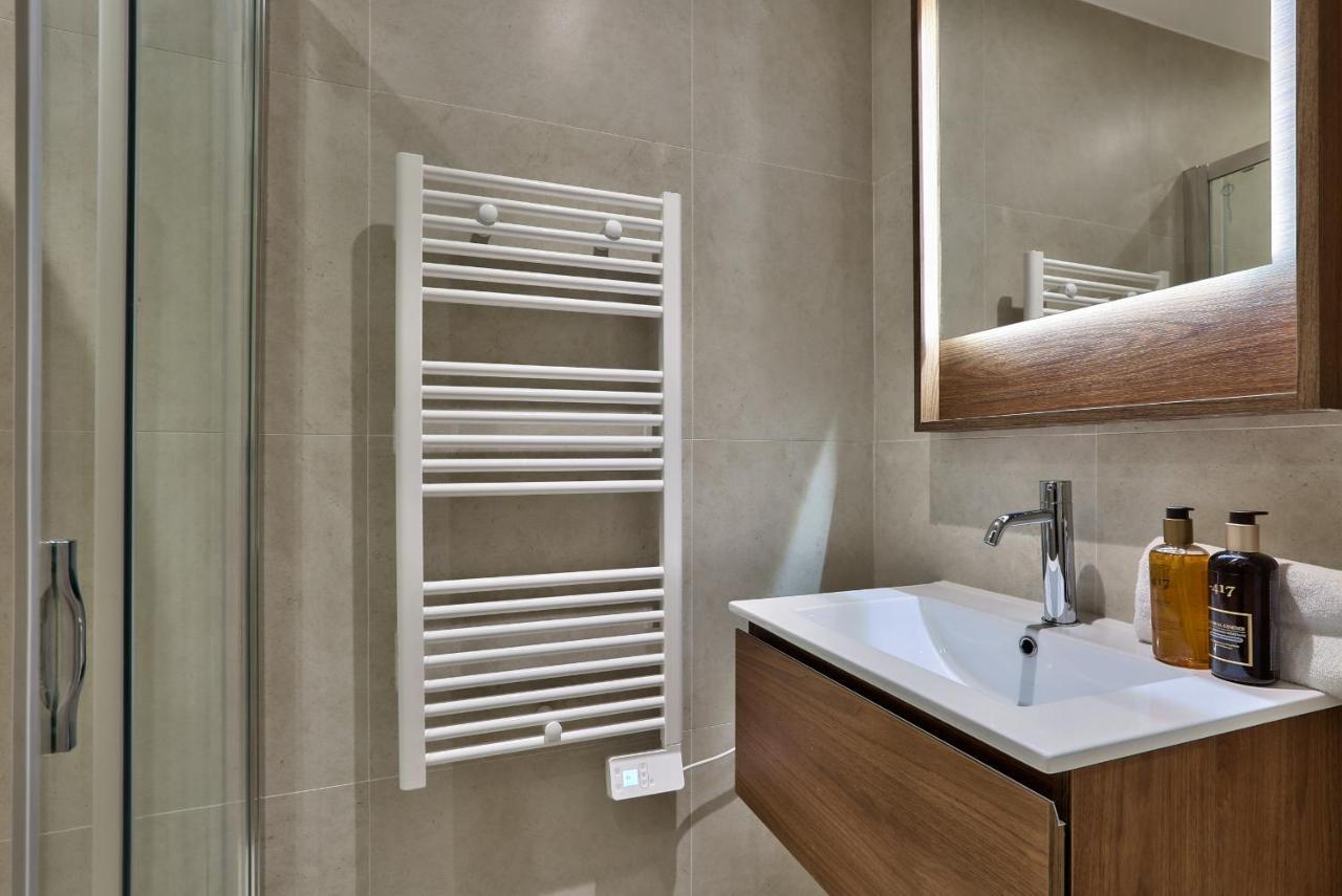 شقة 139 - Urban Pretty Duplex In Saint-Germain باريس المظهر الخارجي الصورة
